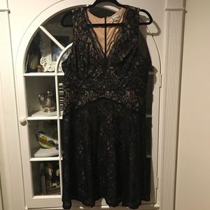 LIGHTLY WORN Sleeveless Black Lace Dress!